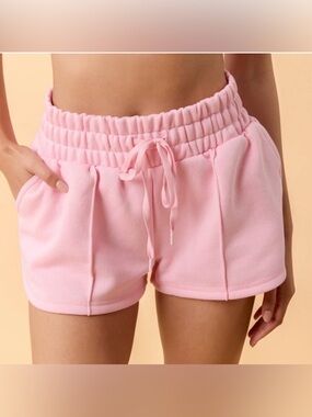 Blogilates Marshmallow Dolphin Shorts